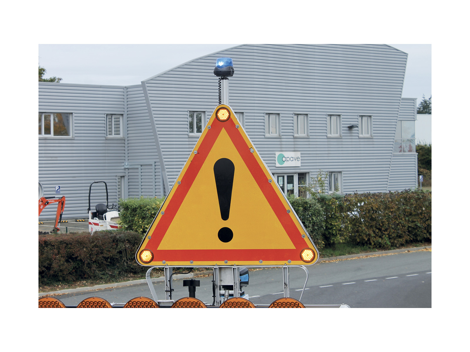 Gyrophare sur mât télescopique bleu Standby-Mercura