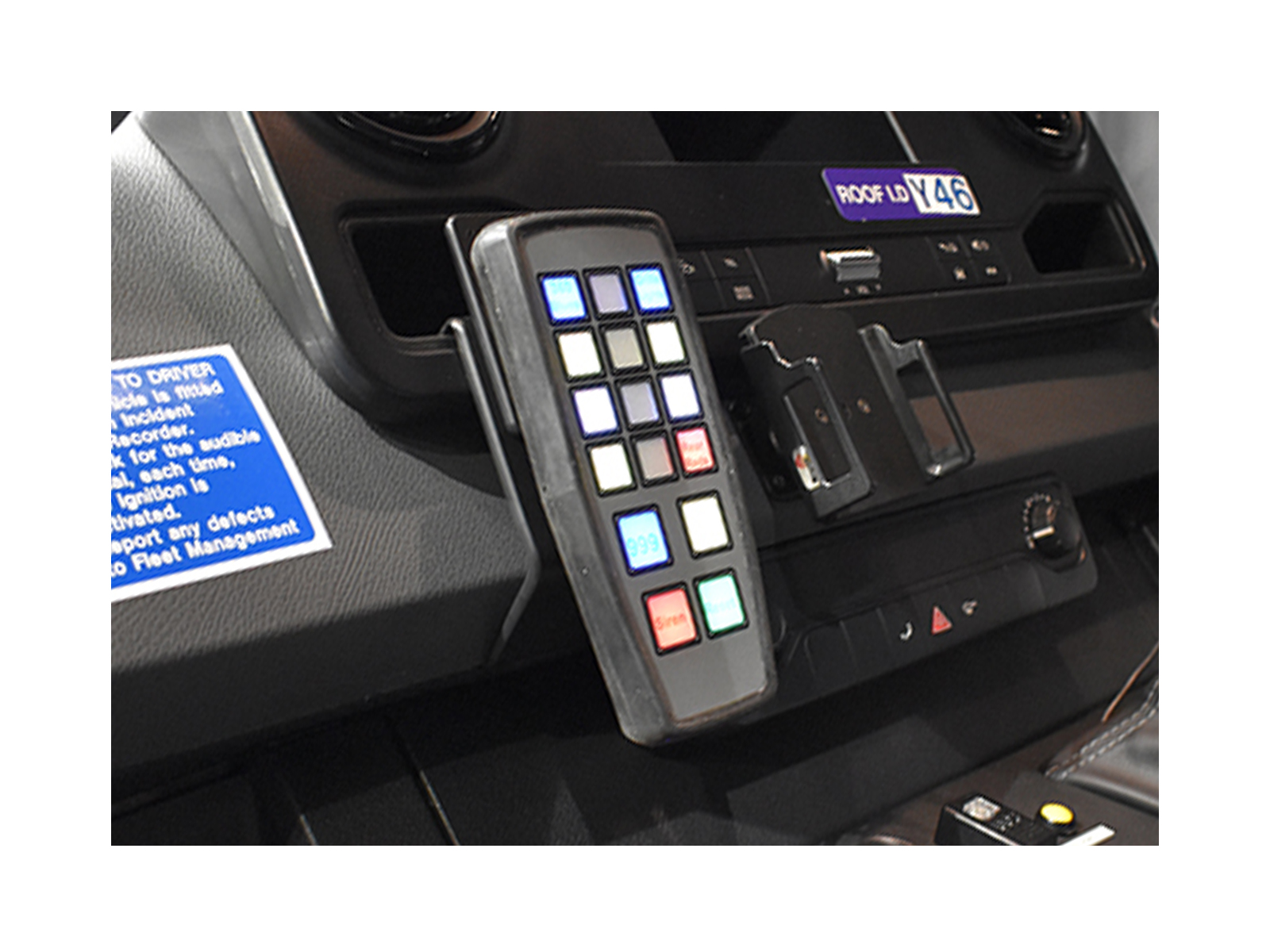 MCS-T17 Universal Handset Plus Mounted on Dash 2